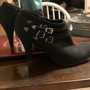 Black heeled booties